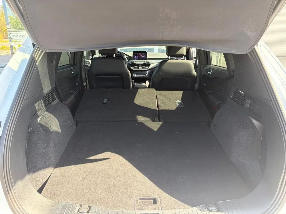Ford Kuga 2.5 PHEV ST-Line X uit 2023, foto 10