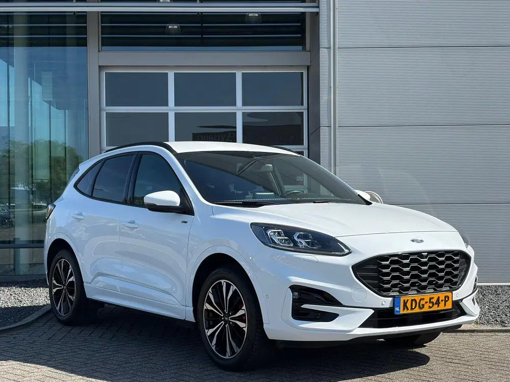 Ford Kuga 2.5 PHEV ST-Line X uit 2023, foto 3