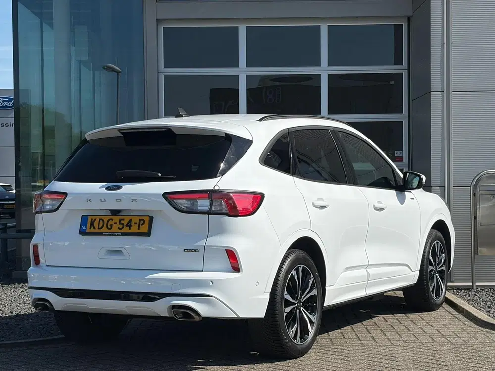 Ford Kuga 2.5 PHEV ST-Line X uit 2023, foto 6