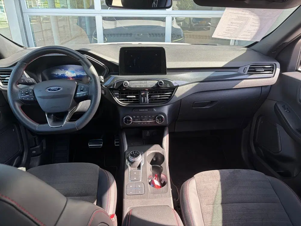 Ford Kuga 2.5 PHEV ST-Line X uit 2023, foto 8