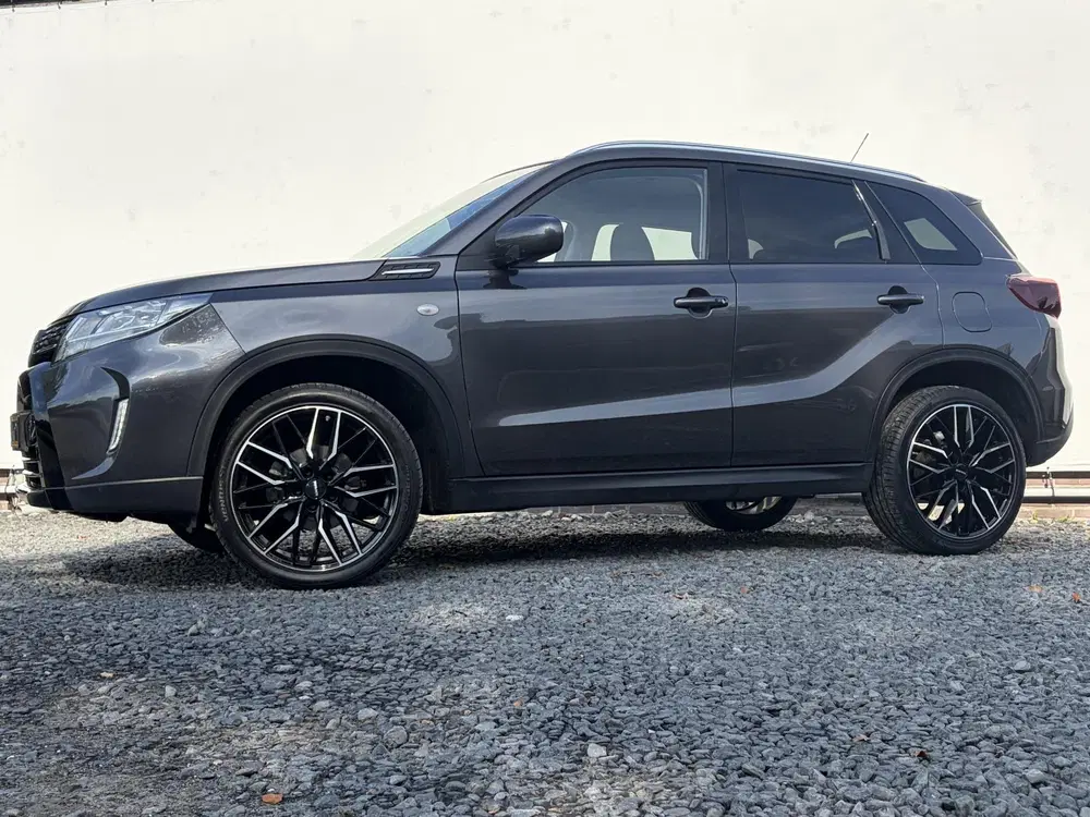 Suzuki Vitara 1.5 Hybrid Select Automaat uit 2024, foto 8