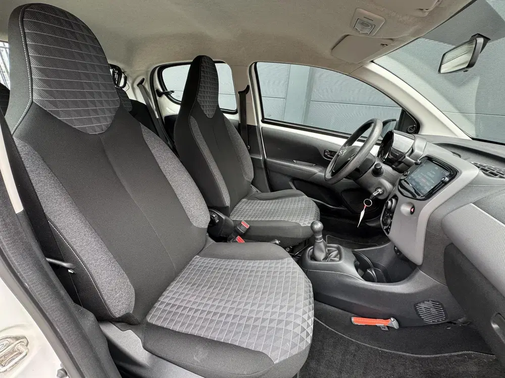 Peugeot 108 1.0 e-VTi Active uit 2021, foto 12