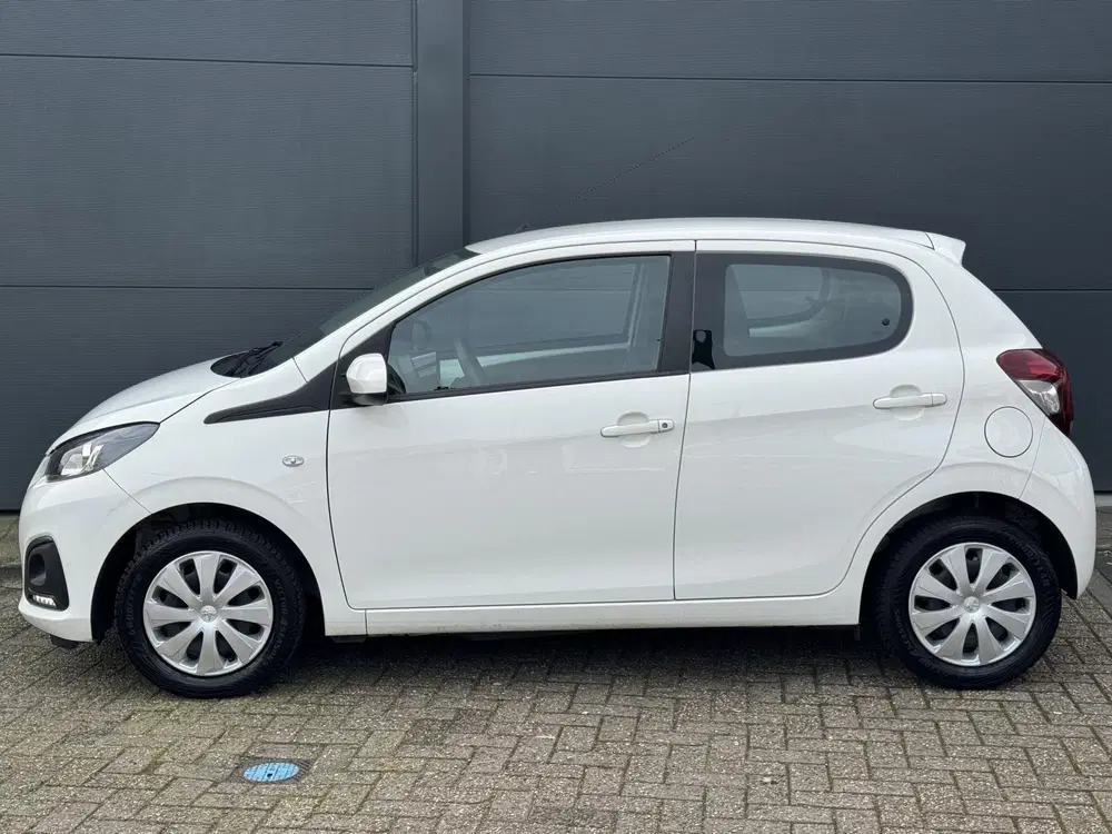 Peugeot 108 1.0 e-VTi Active uit 2021, foto 3