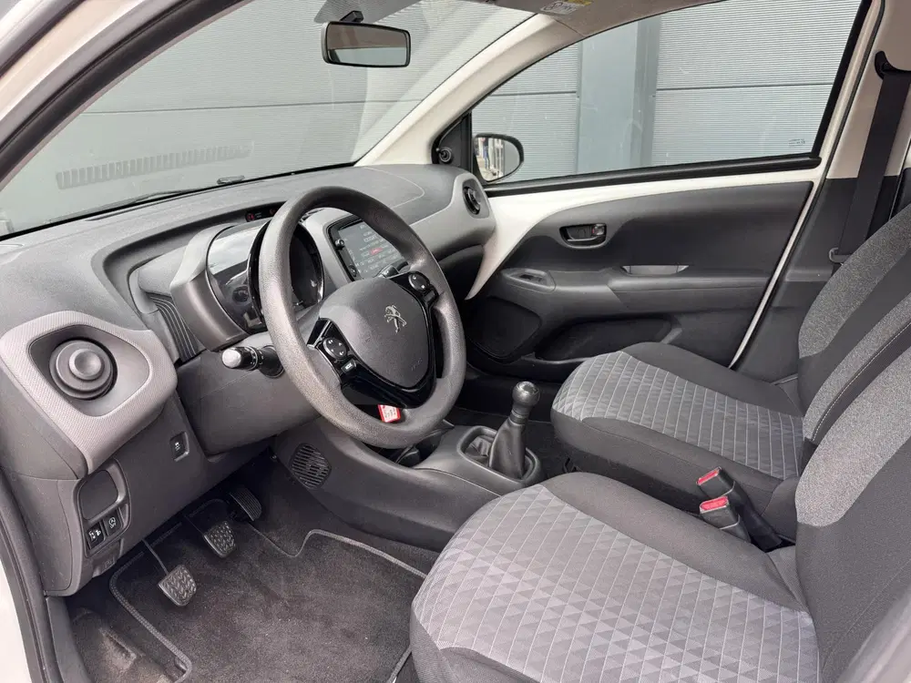 Peugeot 108 1.0 e-VTi Active uit 2021, foto 7