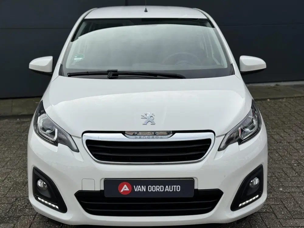 Peugeot 108 1.0 e-VTi Active uit 2021, foto 8