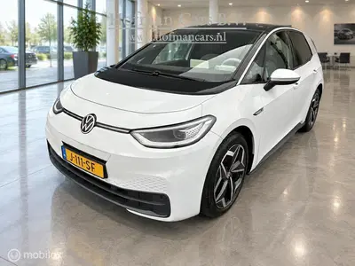 Volkswagen ID.3 First Plus 58 kWh uit 2020