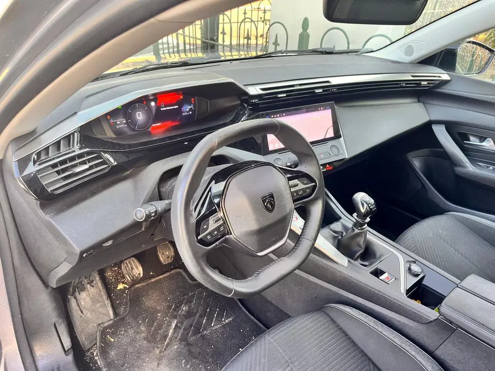Peugeot 308 1.2 PureTech Active Pack Business Distribu uit 2023, foto 11