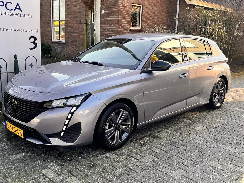 Peugeot 308 1.2 PureTech Active Pack Business Distribu uit 2023, foto 2