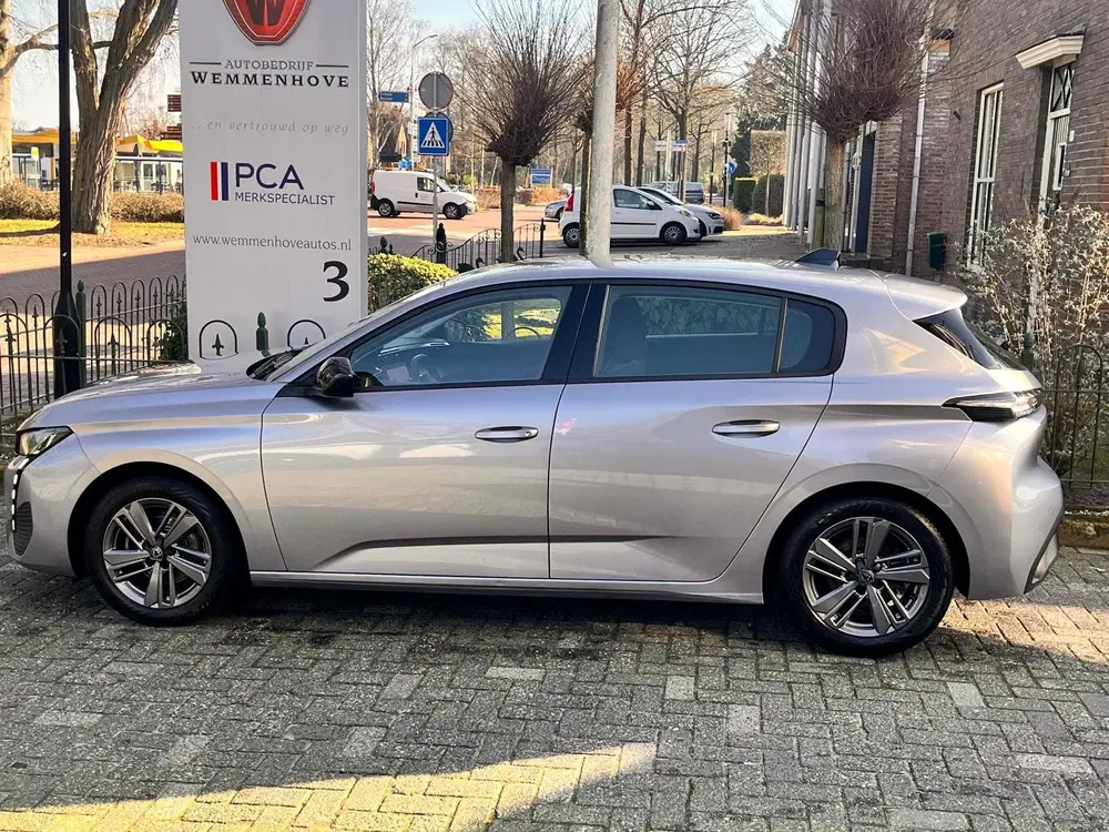 Peugeot 308 1.2 PureTech Active Pack Business Distribu uit 2023, foto 7