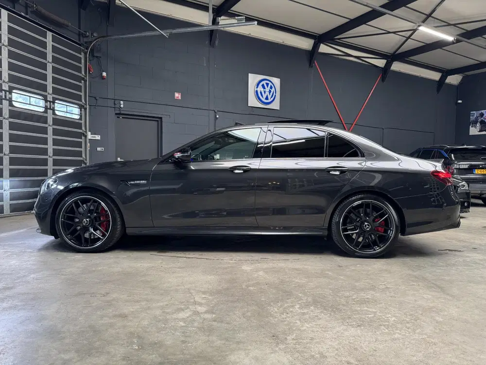 Mercedes-Benz E-Klasse AMG E63s E63 s PANO-CARBON-360-MULTI uit 2020, foto 10