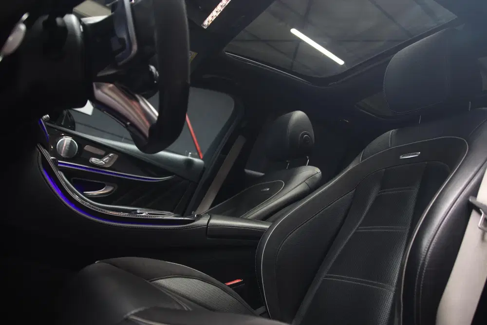 Mercedes-Benz E-Klasse AMG E63s E63 s PANO-CARBON-360-MULTI uit 2020, foto 3