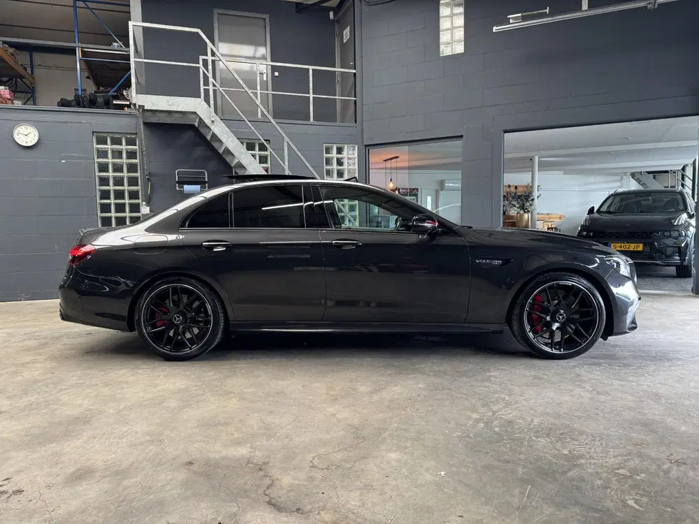Mercedes-Benz E-Klasse AMG E63s E63 s PANO-CARBON-360-MULTI uit 2020, foto 6