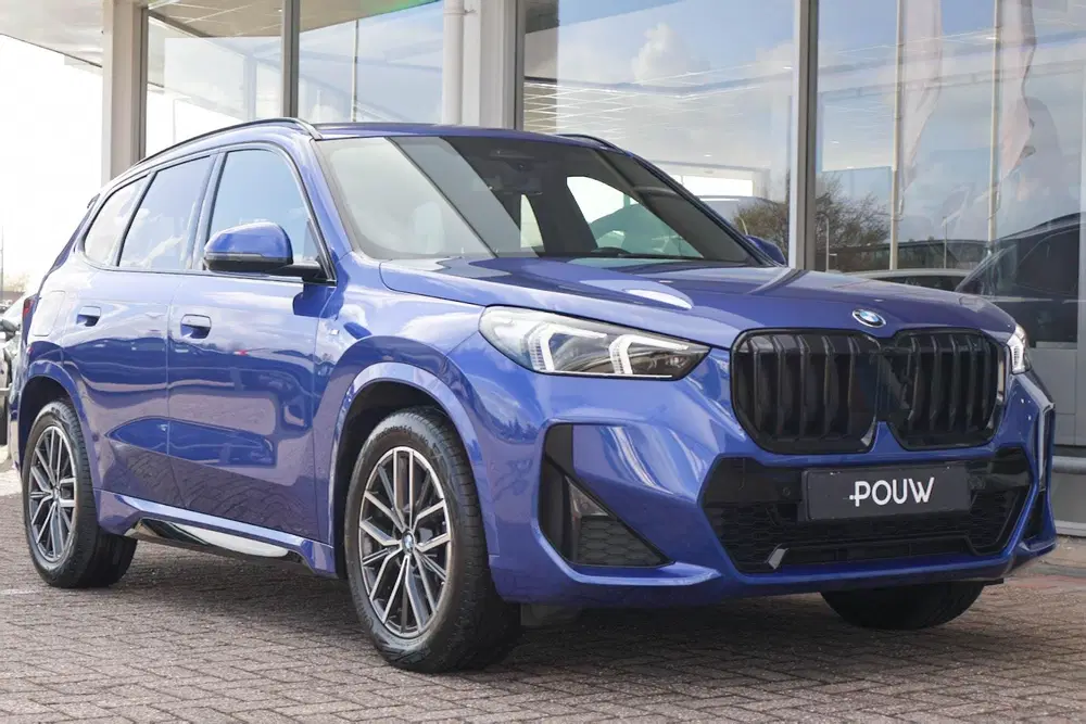 BMW X1 sDrive18i 136pk AUT High Executive M-Sport uit 2022, foto 10