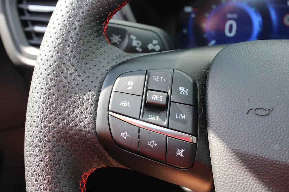 Ford Kuga 2.5 PHEV ST-Line X uit 2023, foto 12