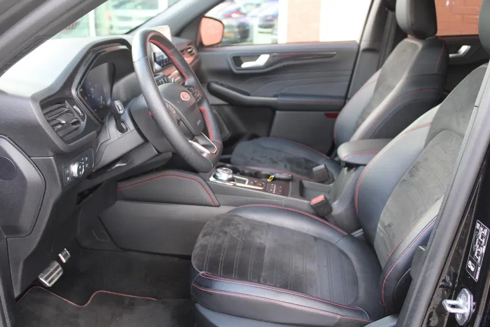 Ford Kuga 2.5 PHEV ST-Line X uit 2023, foto 8