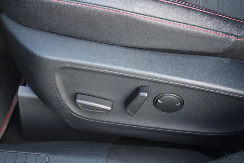 Ford Kuga 2.5 PHEV ST-Line X uit 2023, foto 9