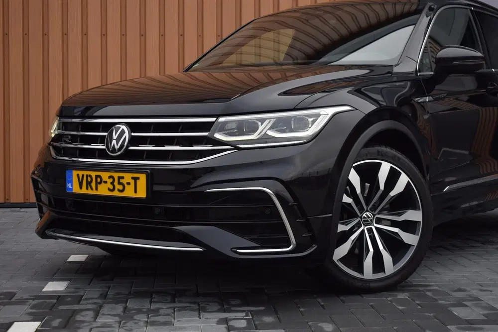 Volkswagen Tiguan 2.0 TDI 200pk DSG 4-Motion R-line uit 2021, foto 5