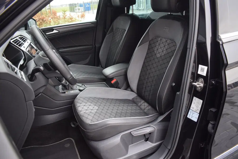 Volkswagen Tiguan 2.0 TDI 200pk DSG 4-Motion R-line uit 2021, foto 7