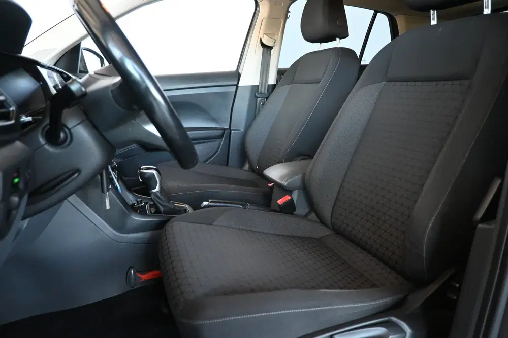 Volkswagen T-Cross 1.0 TSI Life Clima Adaptieve Cruise Carpl uit 2019, foto 5