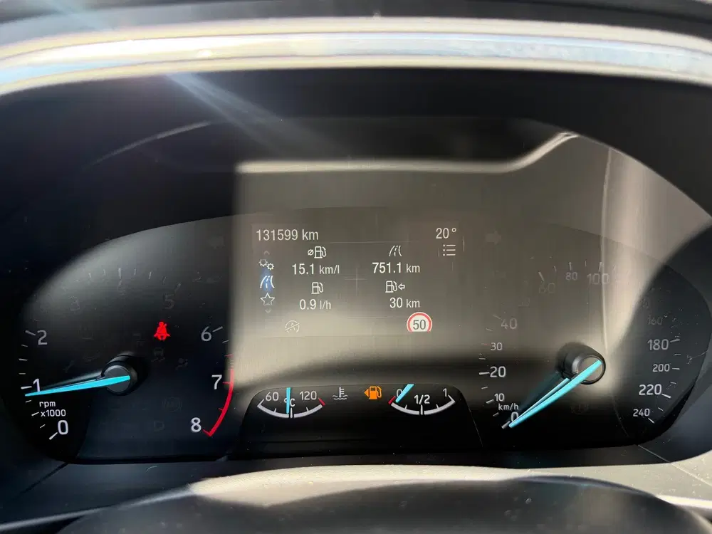 Ford Focus 1.0 EcoBoost Vignale Trekhaak uit 2019, foto 15