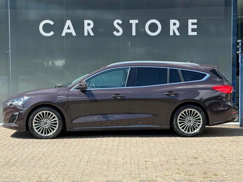 Ford Focus 1.0 EcoBoost Vignale Trekhaak uit 2019, foto 2