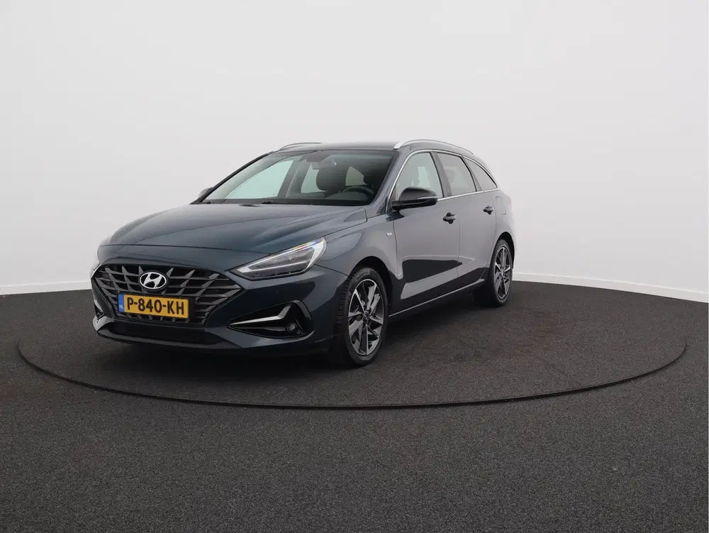 Hyundai i30 1.5 T-GDi MHEV Premium uit 2022, foto 6