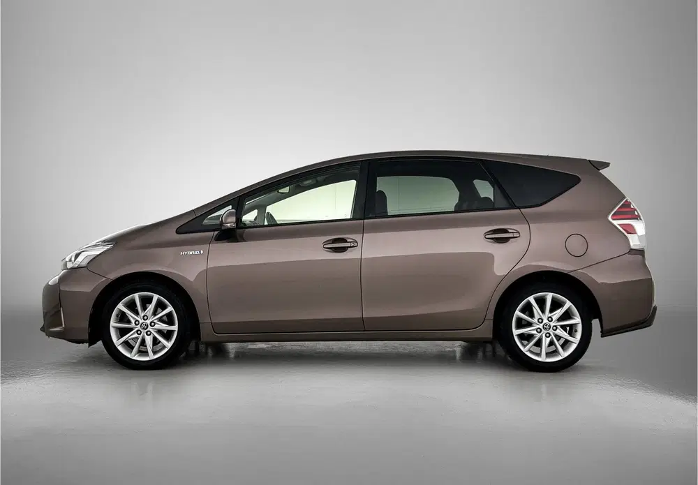 Toyota Prius 1.8 Executive uit 2019, foto 3