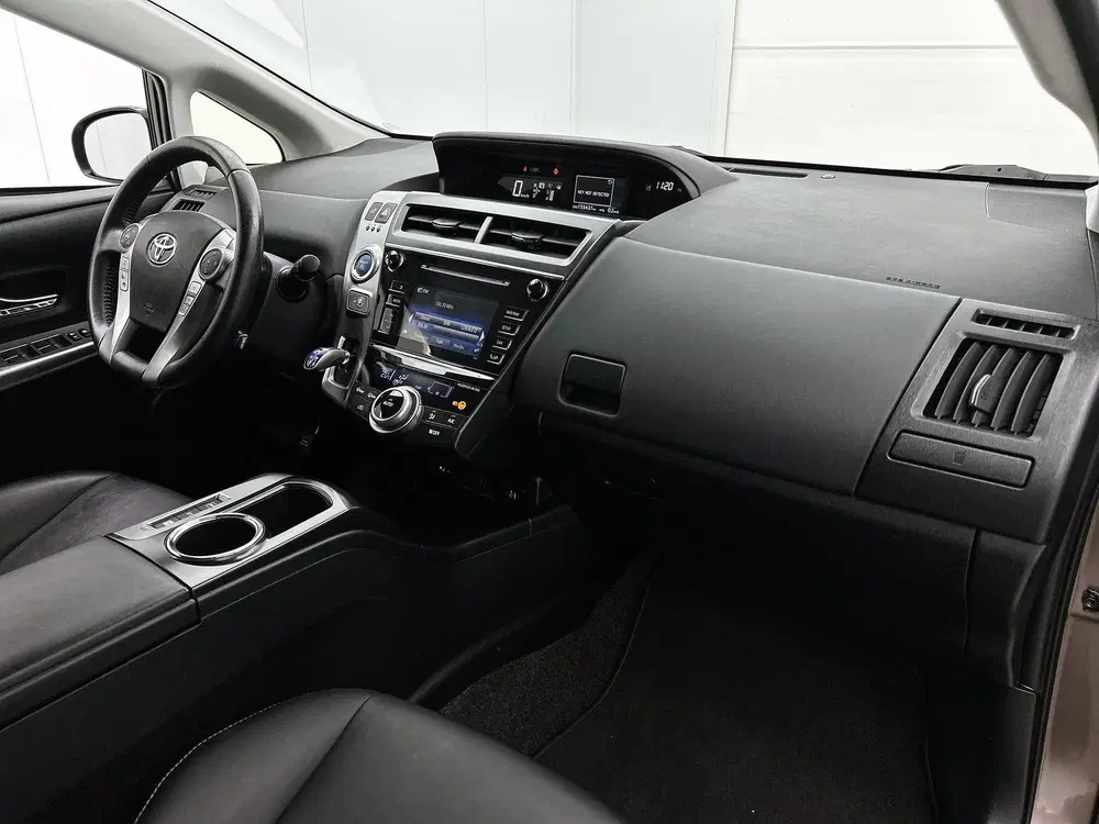 Toyota Prius 1.8 Executive uit 2019, foto 6