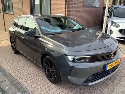Opel Astra 1.6 Hybrid Business Elegance plug i uit 2023