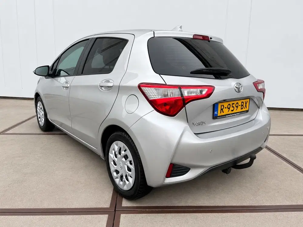 Toyota Yaris 1.5 VVT-i Dynamic 5drs uit 2019, foto 3