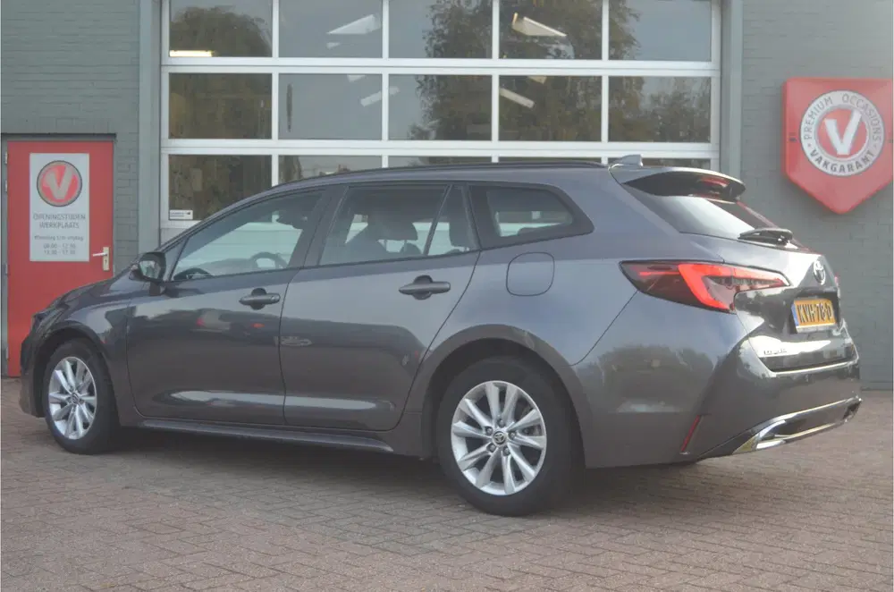 Toyota Corolla Hybrid 140 uit 2024, foto 3