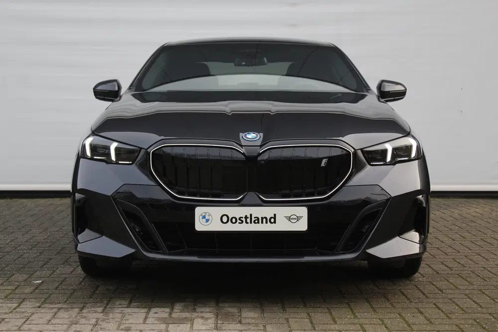 BMW i5 eDrive40 M Sport uit 2026, foto 2