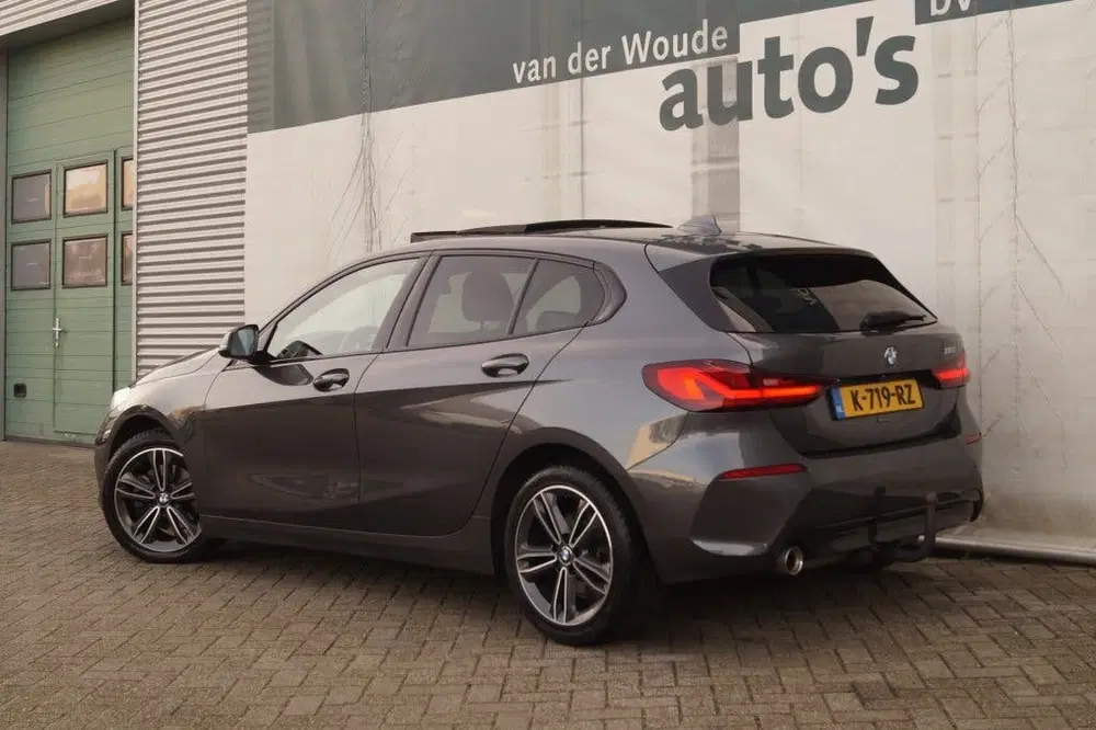 BMW 1-serie 118i 136pk Automaat High Executive -PANO-N uit 2021, foto 5