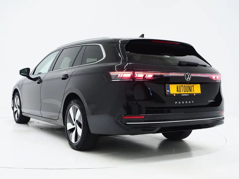 Volkswagen Passat 1.5 eHybrid Elegance 204PK uit 2025, foto 3