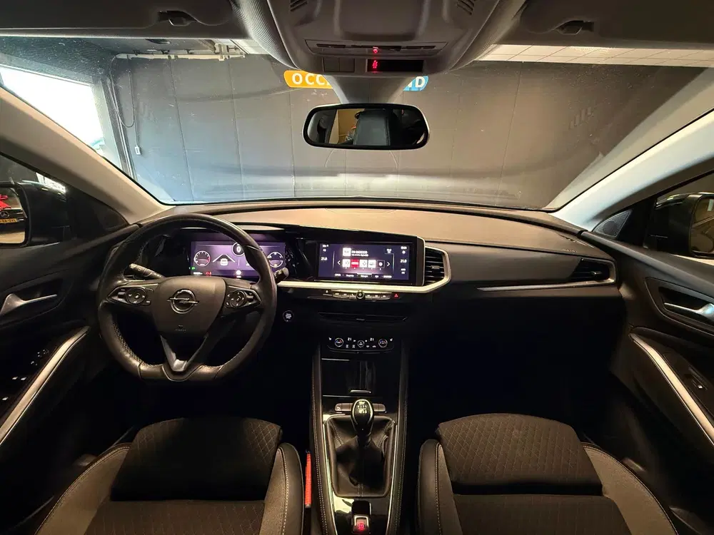Opel Grandland 1.2 Turbo Business Elegance uit 2022, foto 13