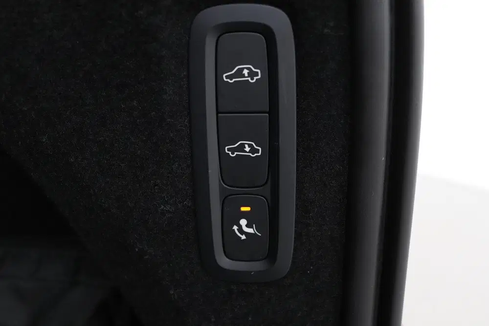 Volvo XC90 T8 Recharge R-Design uit 2021, foto 11