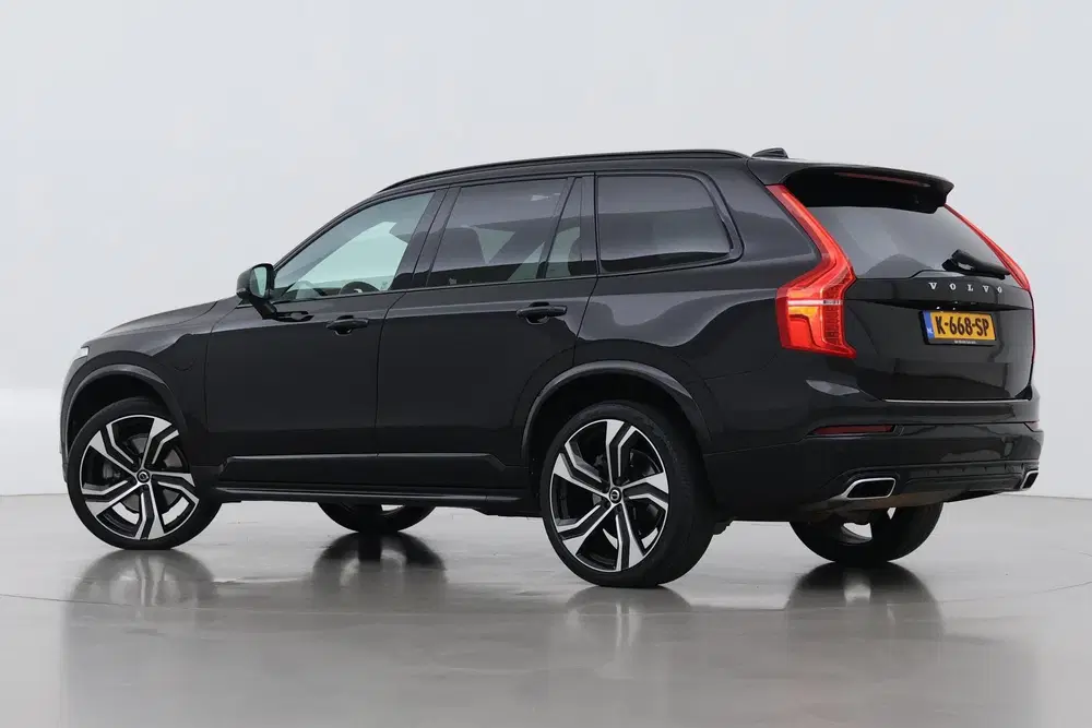Volvo XC90 T8 Recharge R-Design uit 2021, foto 2