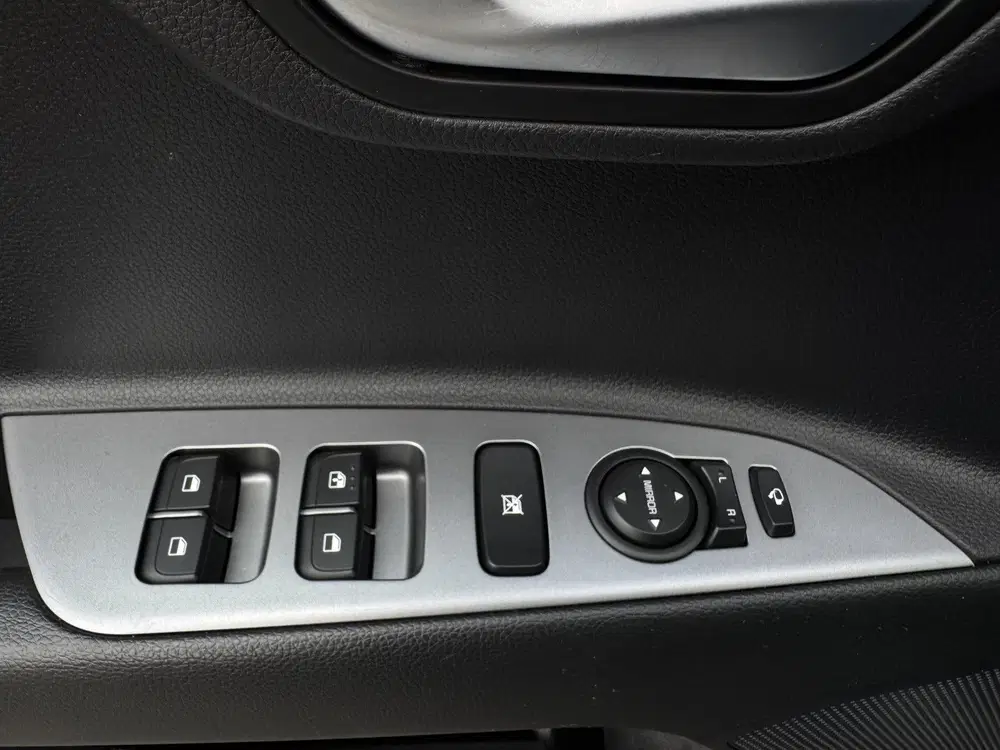 Kia Rio 1.0 T-GDi MHEV 120pk GT-Line Facelift Navi uit 2022, foto 12