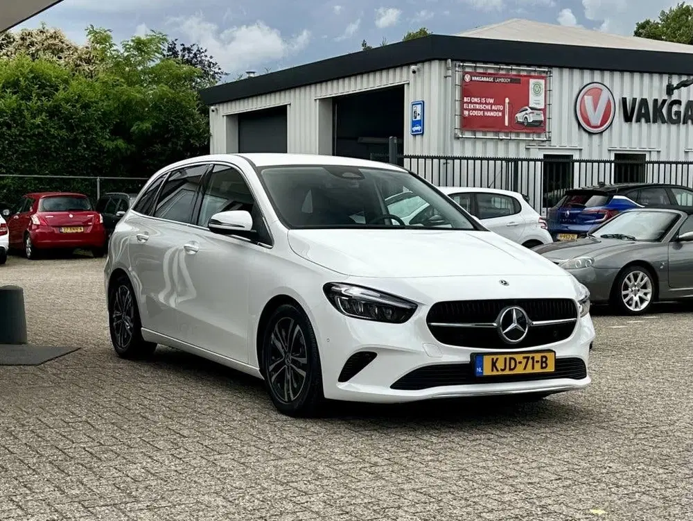 Mercedes-Benz B-Klasse 200 163PK Luxury Line Stoel uit 2025, foto 12