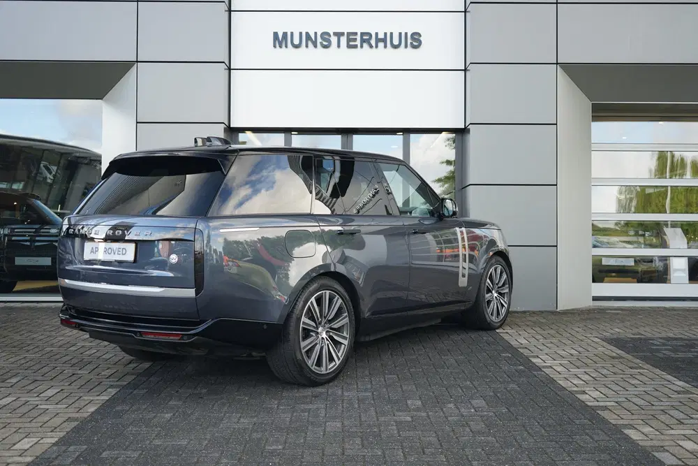 Land Rover Range Rover 3.0 P510e SV PHEV uit 2023, foto 2