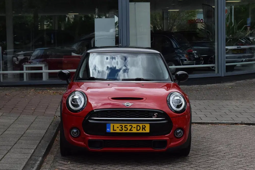 Mini Cooper S 2.0 Cooper S uit 2019, foto 5