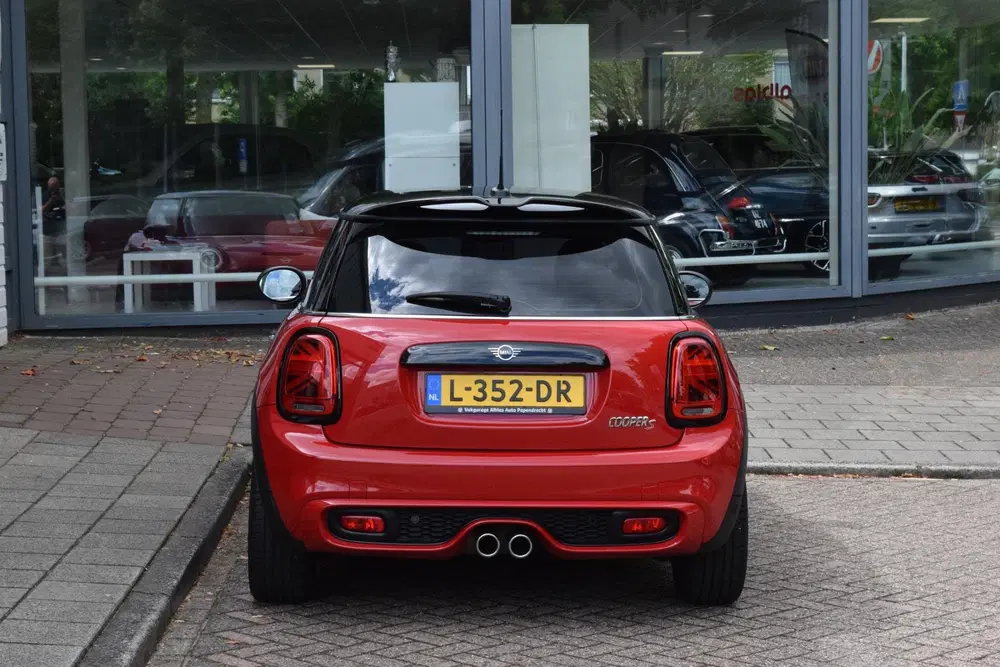 Mini Cooper S 2.0 Cooper S uit 2019, foto 6