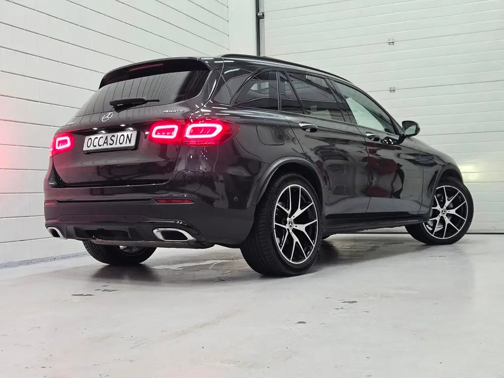 Mercedes-Benz GLC 300e 4-MATIC AMG uit 2021, foto 5