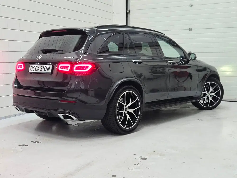 Mercedes-Benz GLC 300e 4-MATIC AMG uit 2021, foto 7