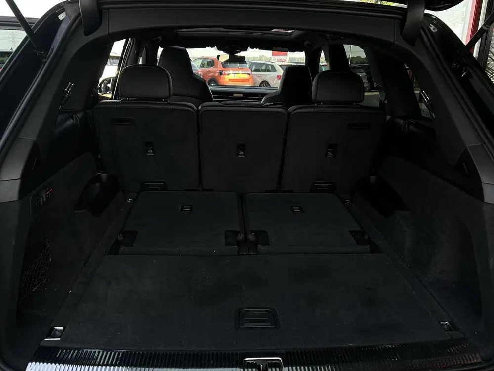 Audi Q7 4.0 TFSI SQ7 quattro uit 2022, foto 14