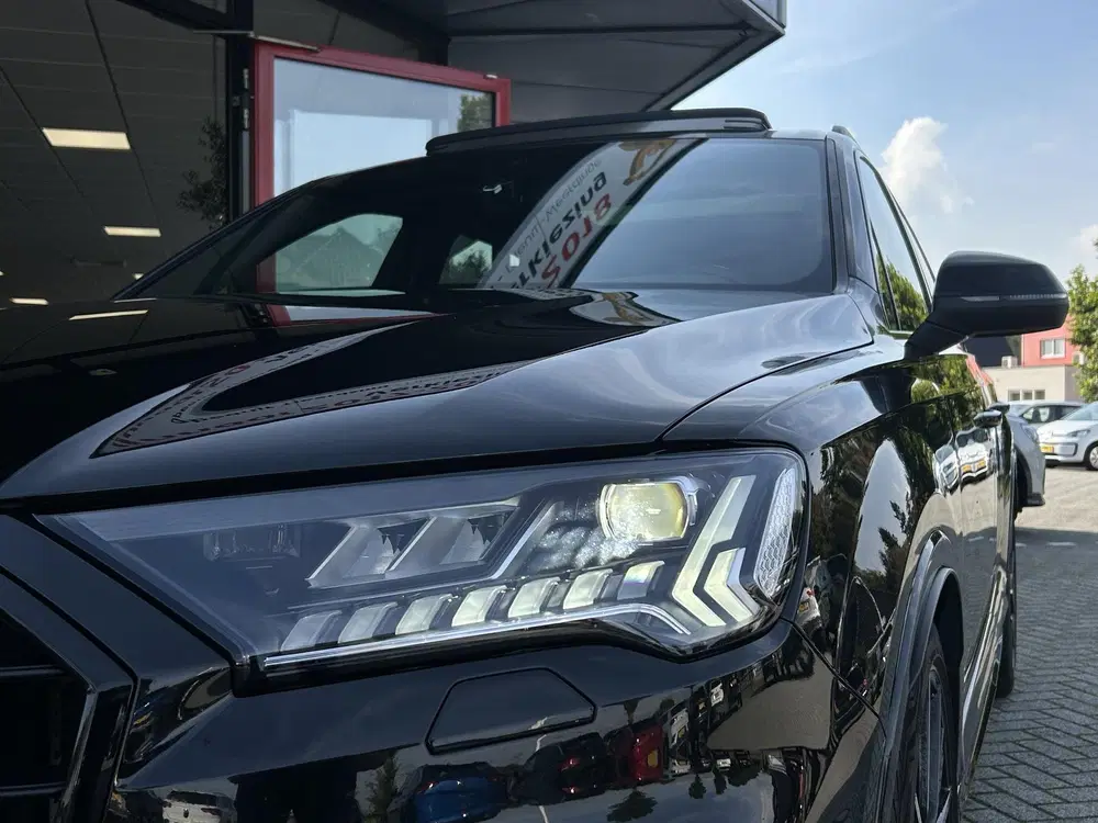 Audi Q7 4.0 TFSI SQ7 quattro uit 2022, foto 7