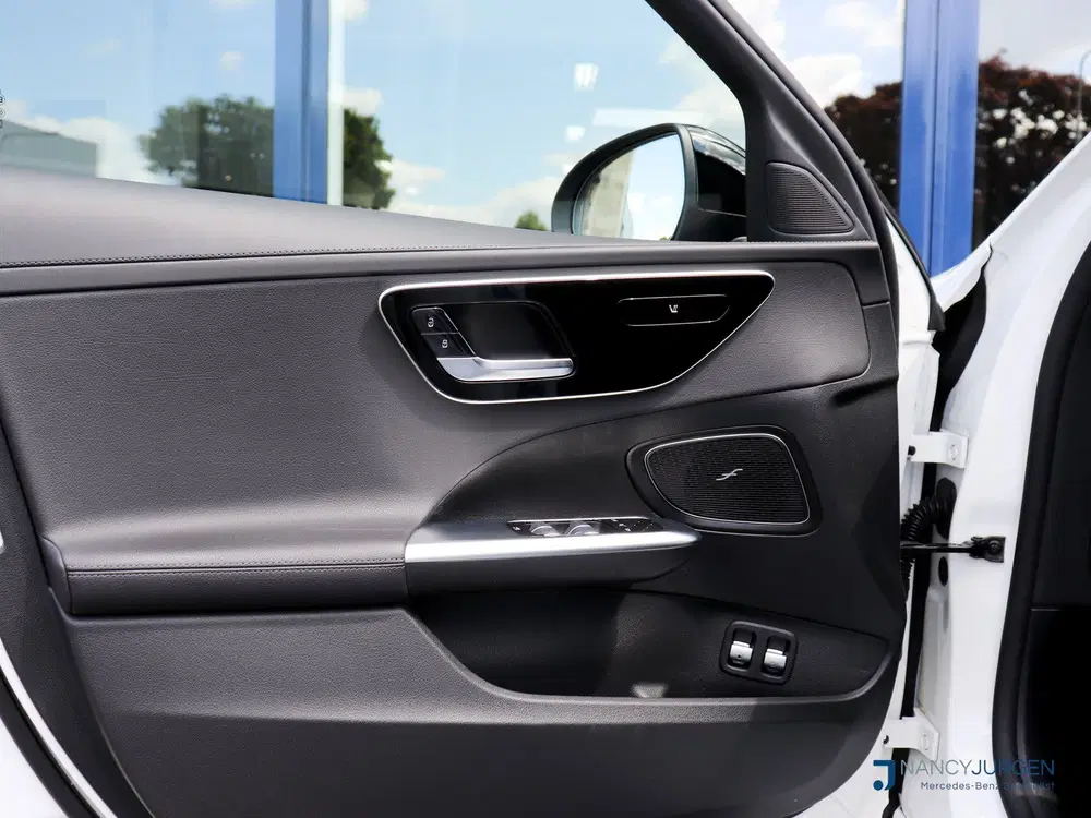Mercedes-Benz C-Klasse 300e 9G Aut. uit 2023, foto 11