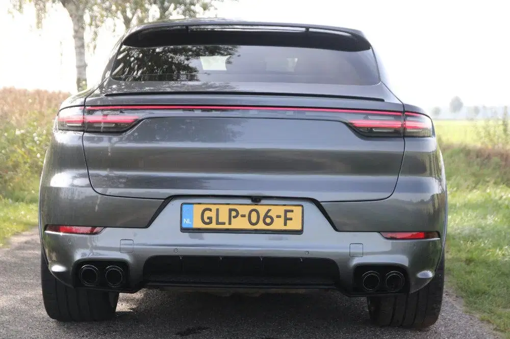 Porsche Cayenne 3.0 E-Hybrid uit 2020, foto 10