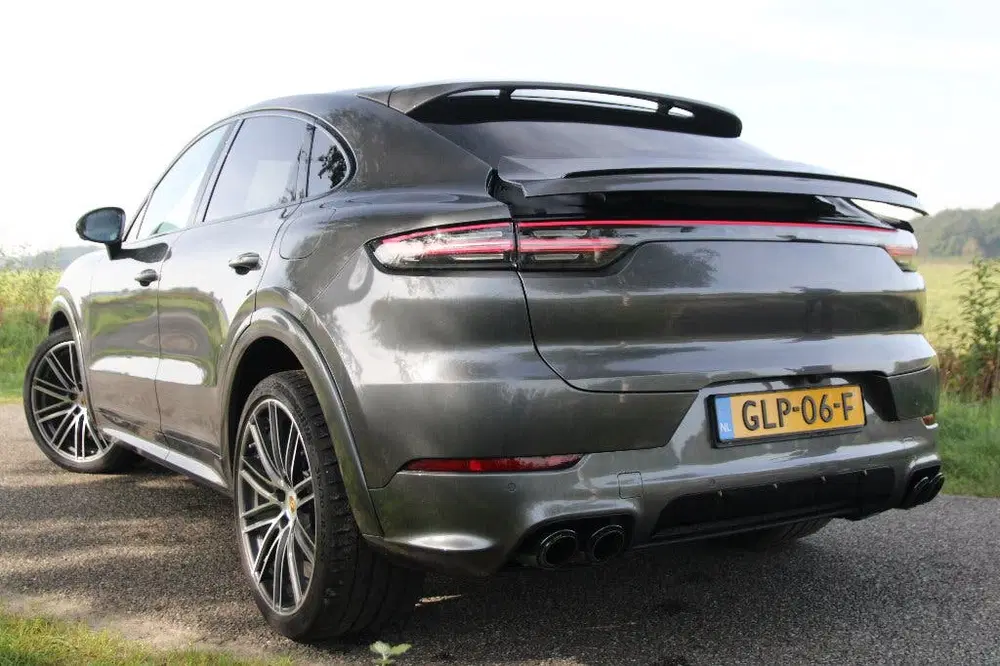 Porsche Cayenne 3.0 E-Hybrid uit 2020, foto 12