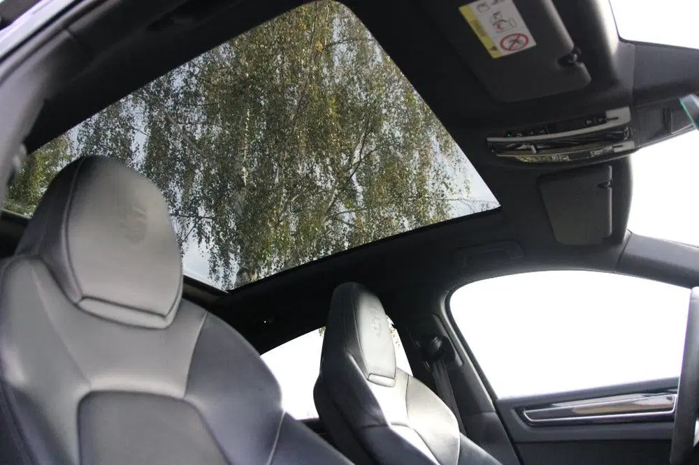 Porsche Cayenne 3.0 E-Hybrid uit 2020, foto 3